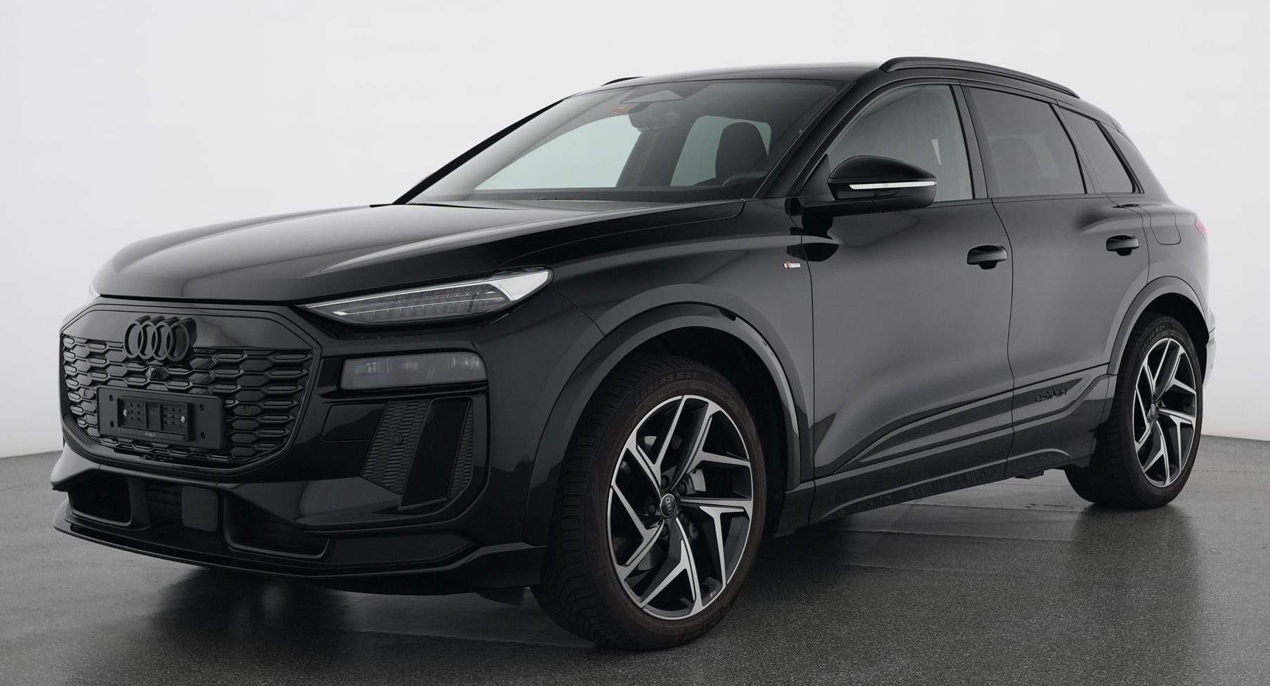 AUDI Q6 e-tron quattro S-line Tech pro mit traumhafter Ausstattung