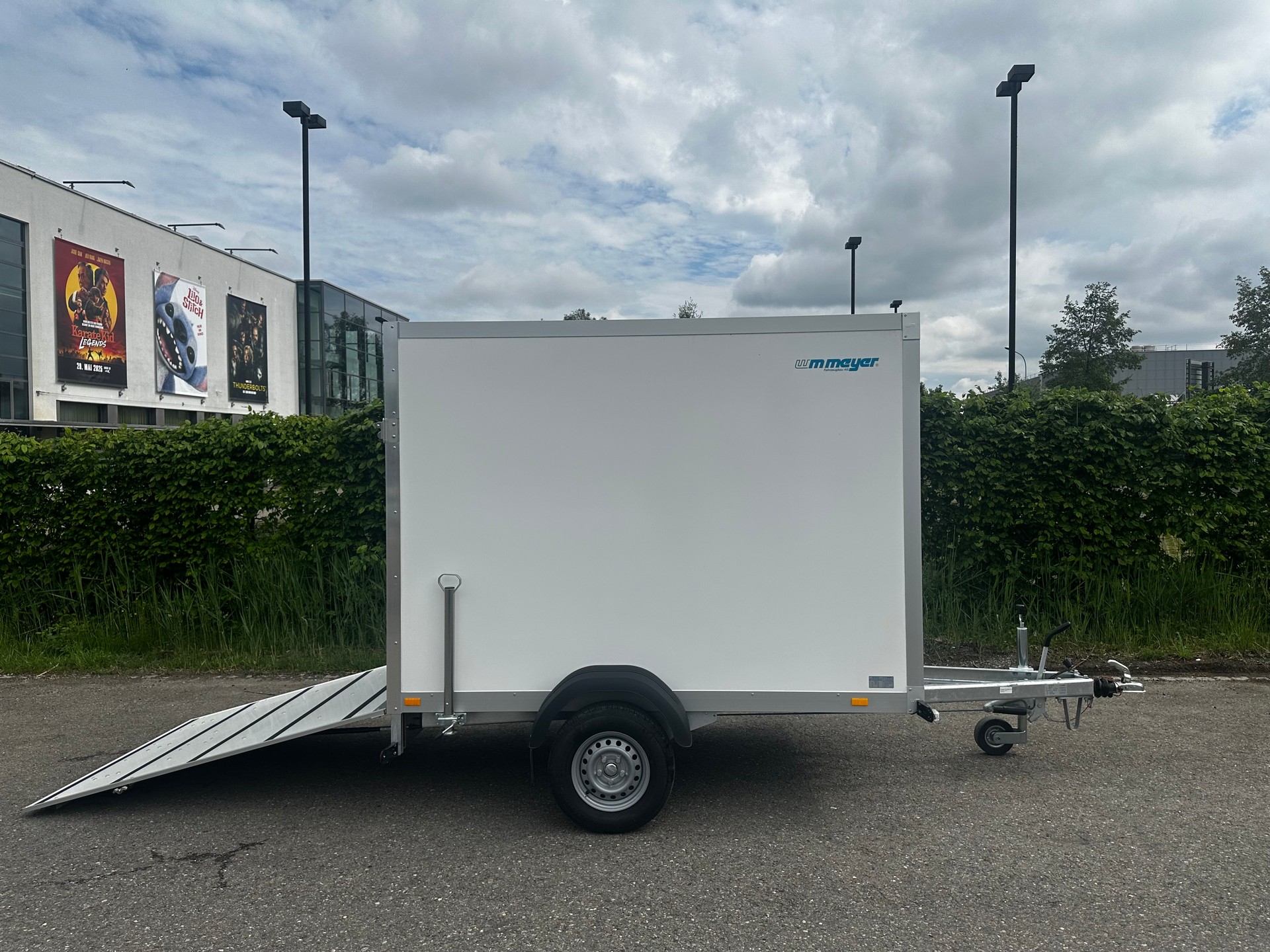 WM MEYER AZ 1325/126 S35 HK-image-8