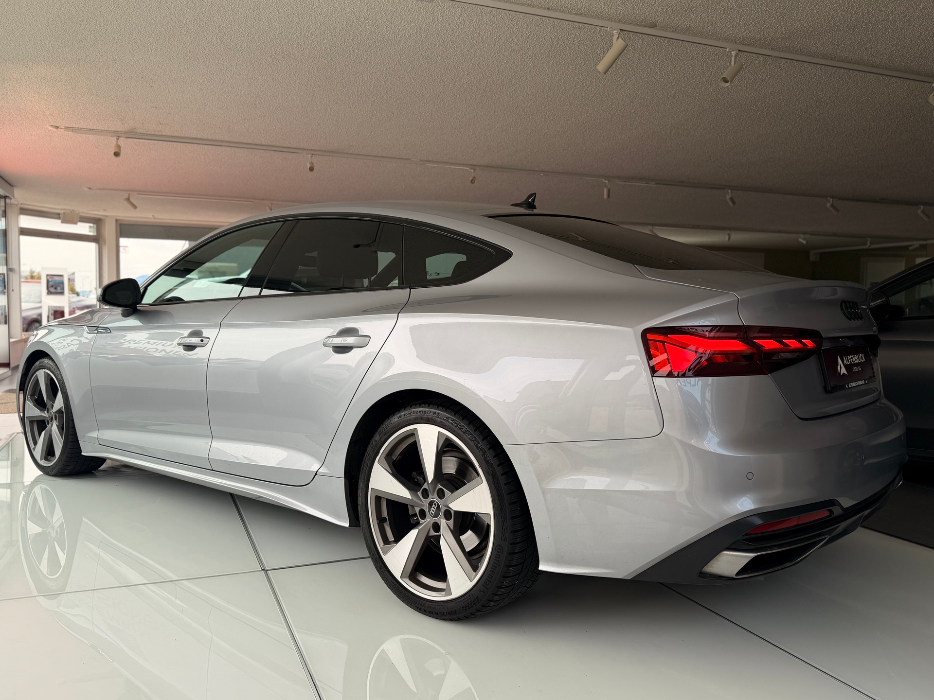AUDI A5 Sportback 40 TDI S-line S-tronic-image-11