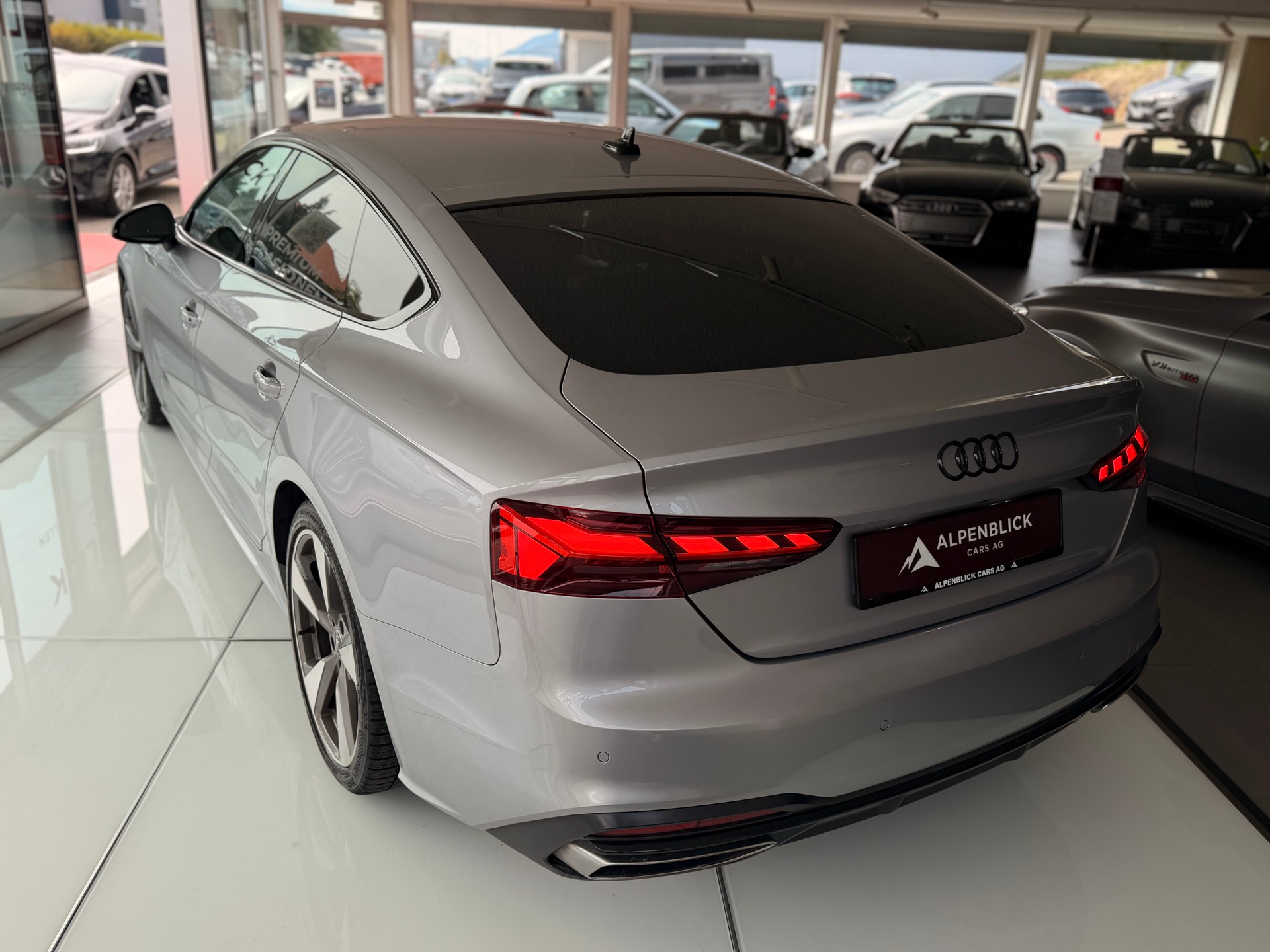 AUDI A5 Sportback 40 TDI S-line S-tronic-image-10