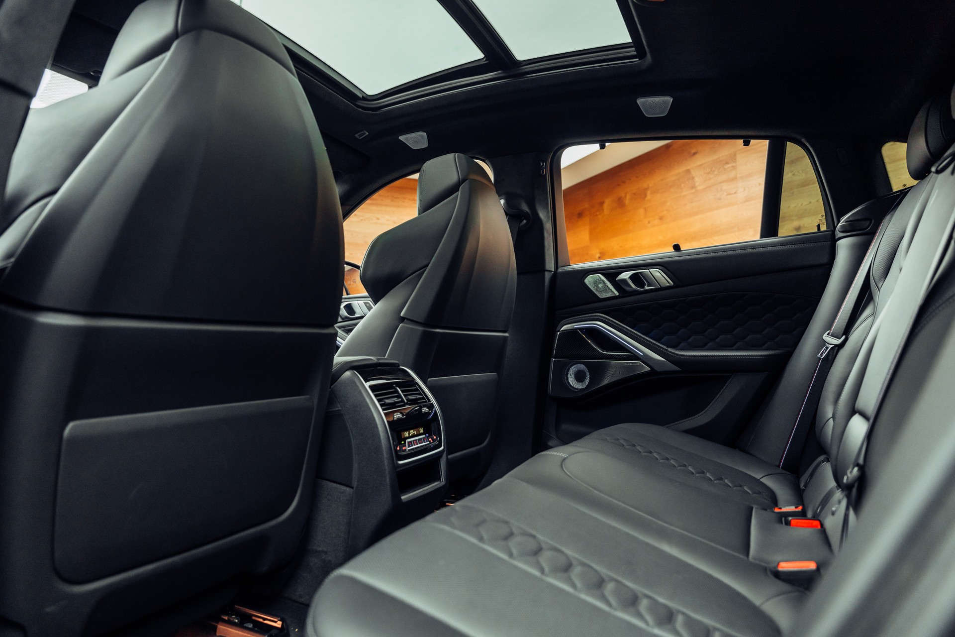 BMW X6M Steptronic M Competition-image-8