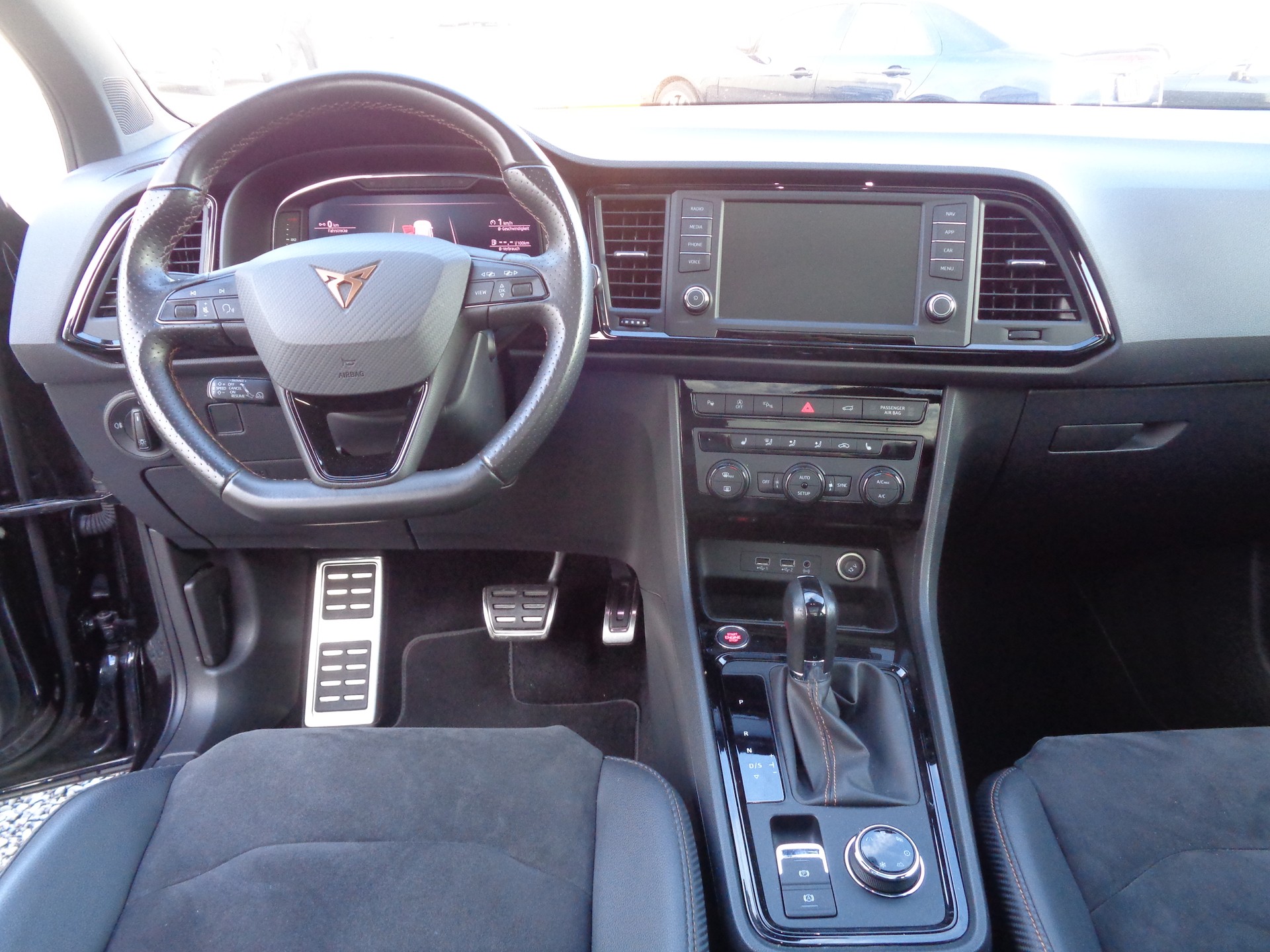 CUPRA Ateca 2.0TSI 4Drive DSG-image-11