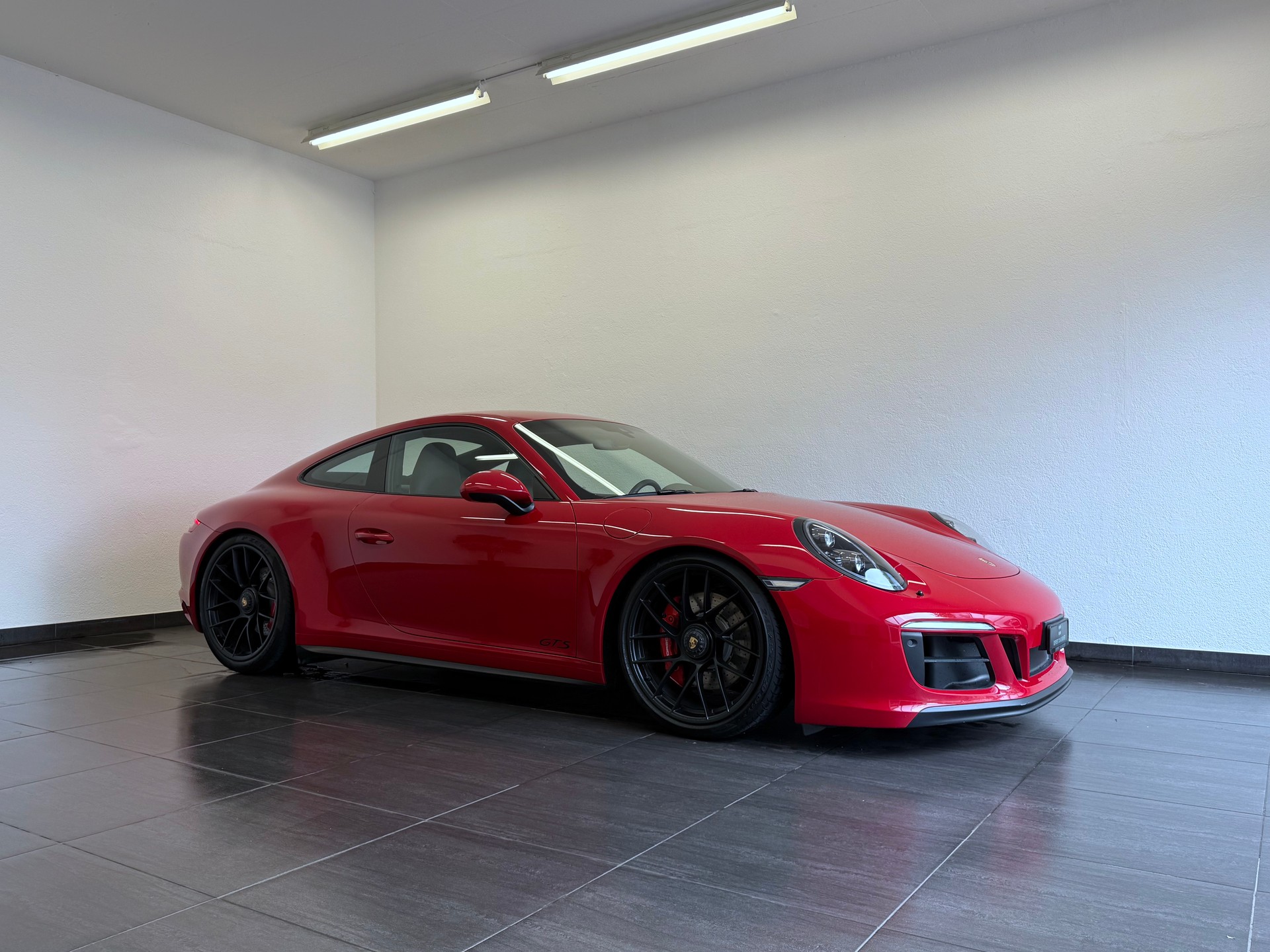 PORSCHE 911 Carrera 4 GTS PDK 991.2 inkl. Porsche Approved bis 07.2027