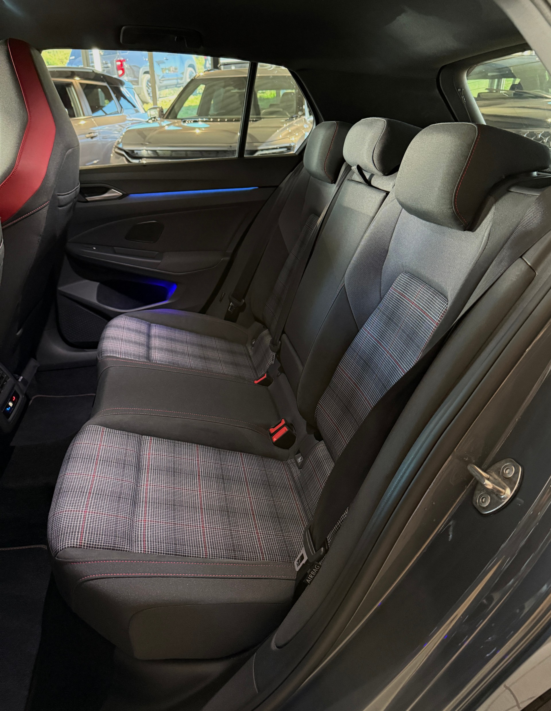 VW Golf 2.0 TSI GTI DSG-image-18