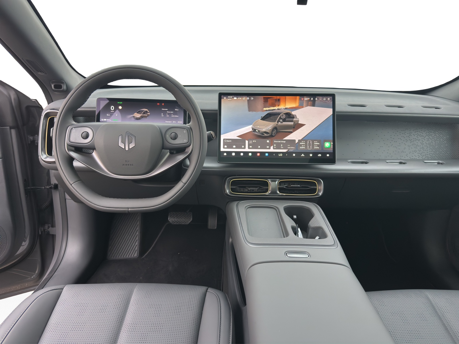 LEAPMOTOR B05 EV-image-7