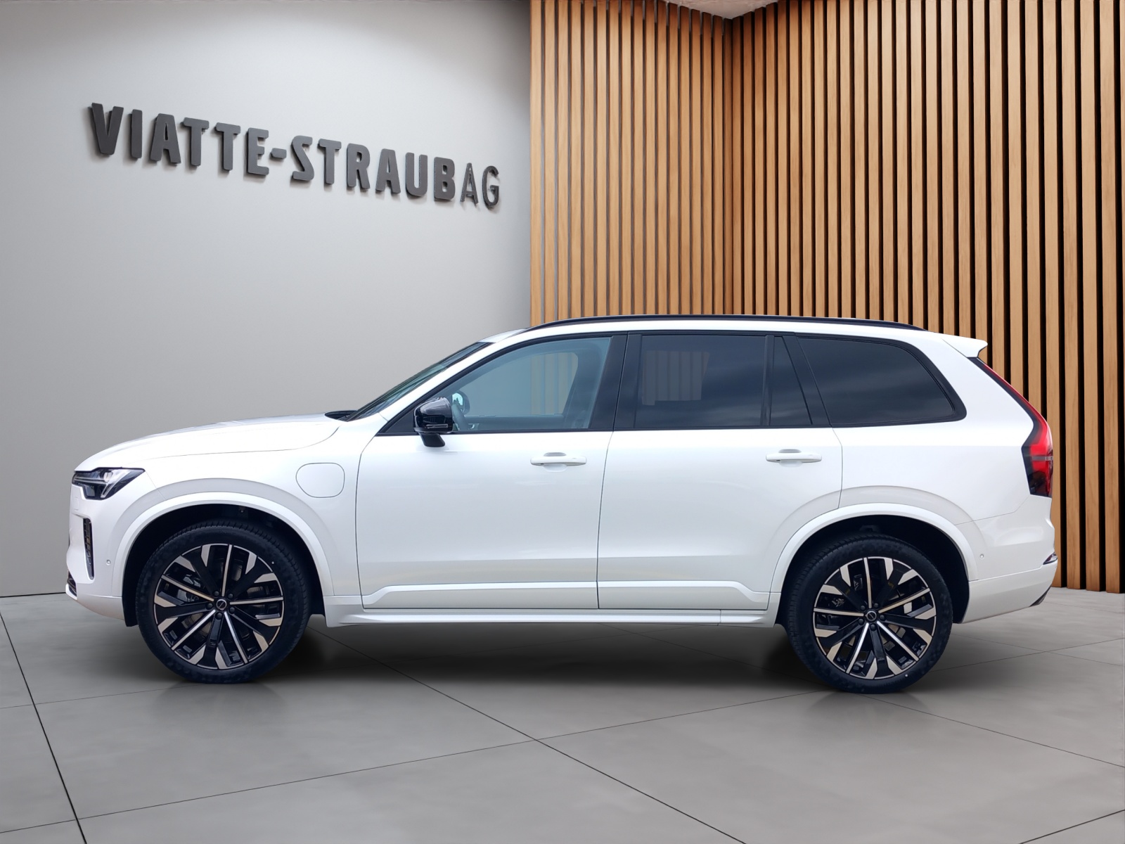 VOLVO XC90 2.0 T8 TE Ultra Dark eAWD-showroom-element-1