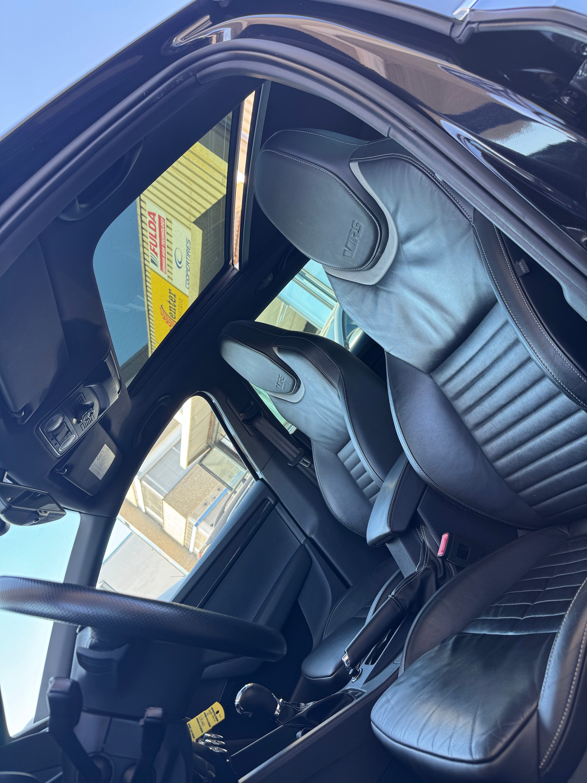 SKODA Octavia Combi 2.0 TSI RS DSG-image-7