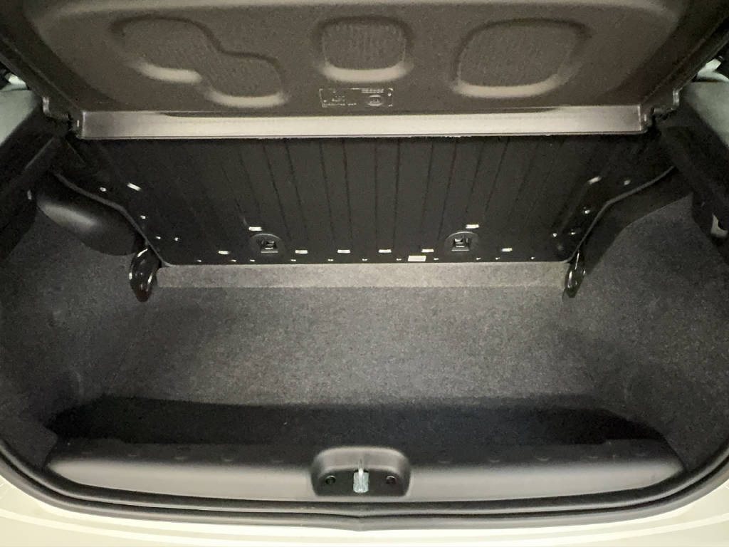 FIAT Panda 1.0 Hybrid Cult-image-12
