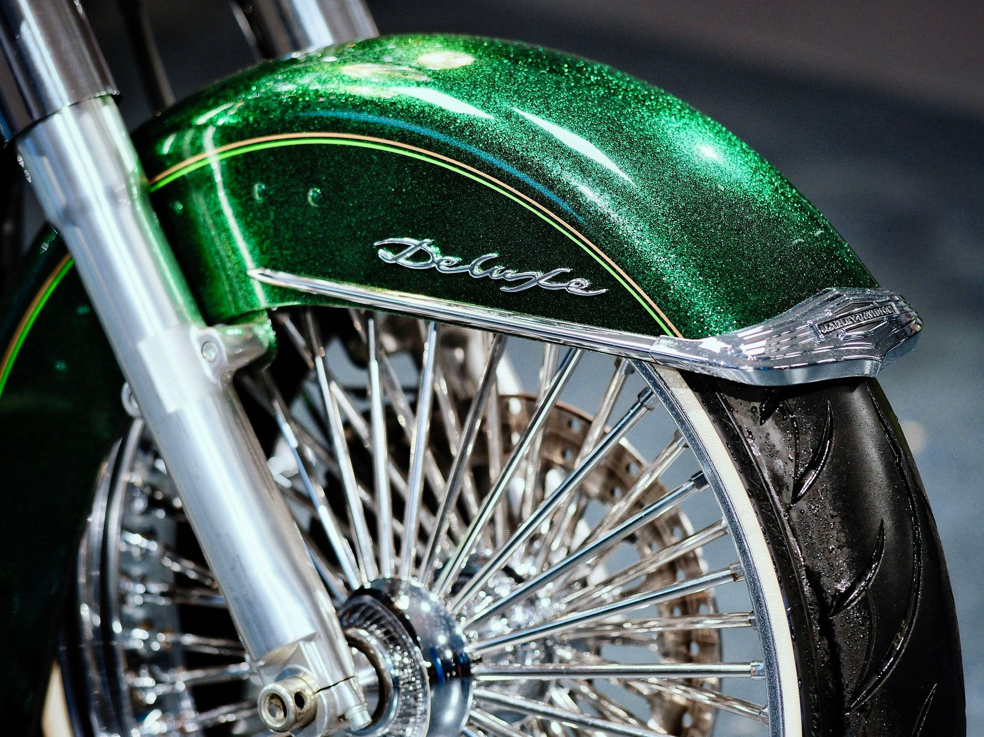 HARLEY-DAVIDSON FLSTN Softail Deluxe ABS-image-11