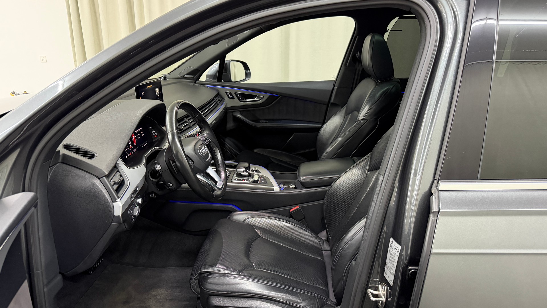 AUDI Q7 3.0 TDI ultra quattro tiptronic-image-6