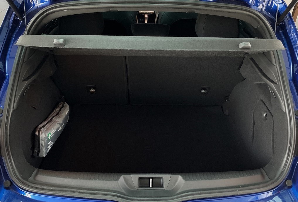 RENAULT Mégane Berline 1.3 16V R.S.Line EDC-image-10