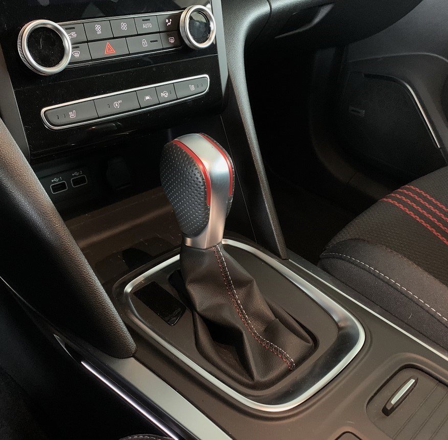 RENAULT Mégane Berline 1.3 16V R.S.Line EDC-image-14