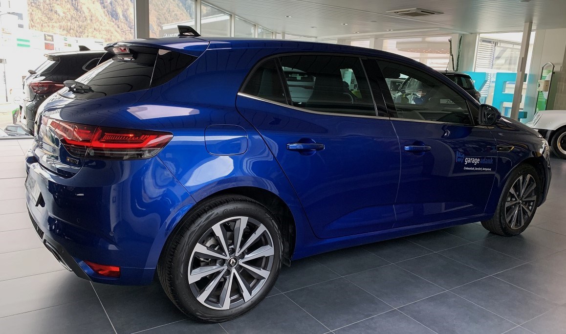 RENAULT Mégane Berline 1.3 16V R.S.Line EDC-showroom-element-1