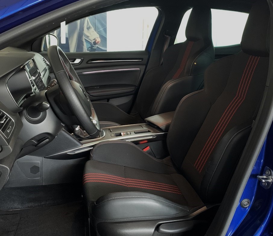 RENAULT Mégane Berline 1.3 16V R.S.Line EDC-image-7