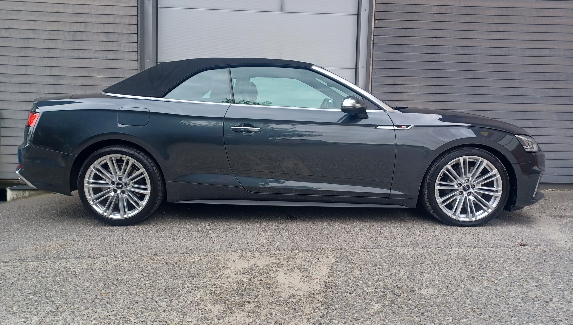 AUDI S5 Cabriolet 3.0 TFSI quattro tiptronic-image-8