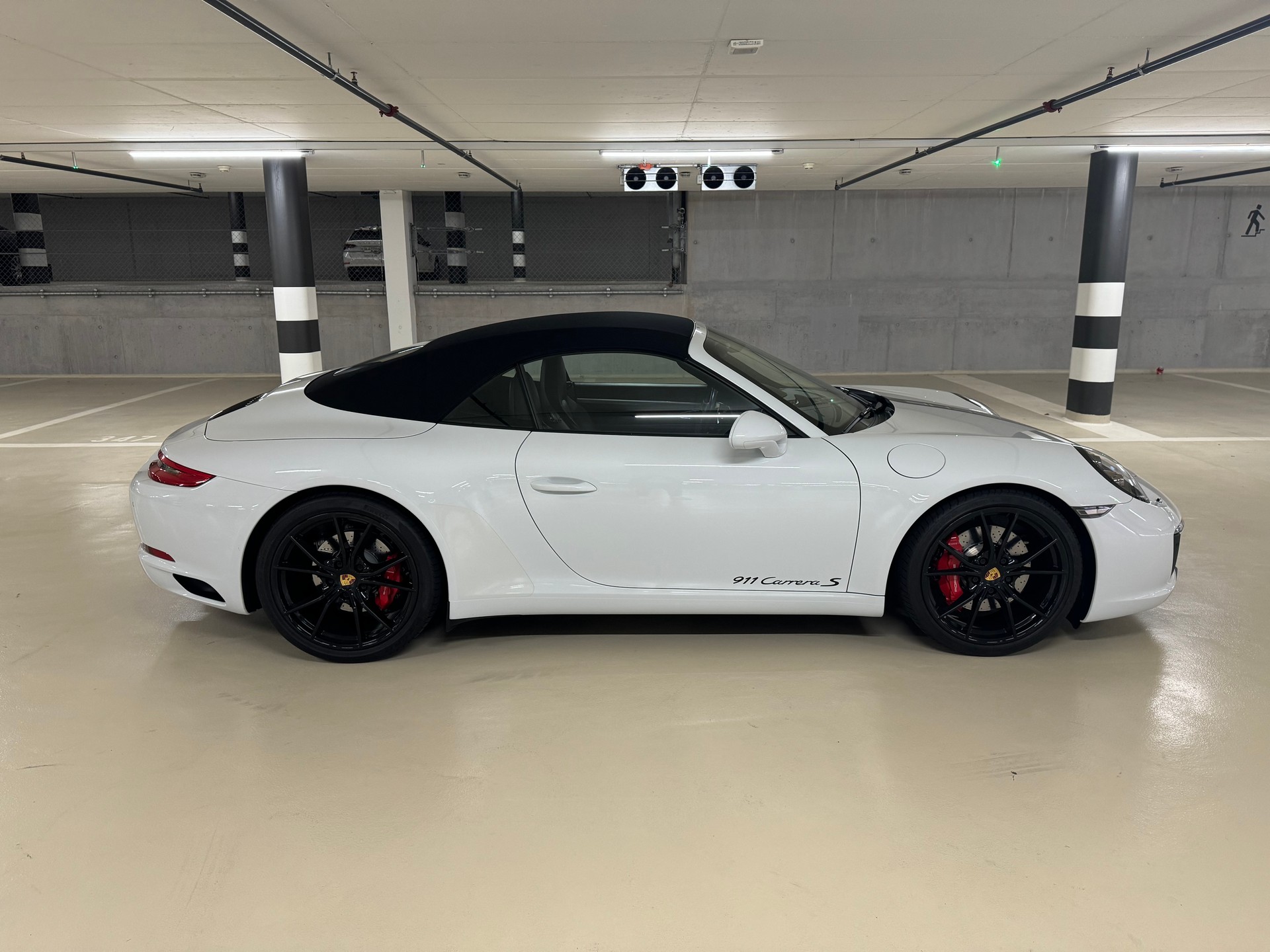 PORSCHE 911 Cabrio Carrera S PDK ***3.9 % Leasing***-image-5