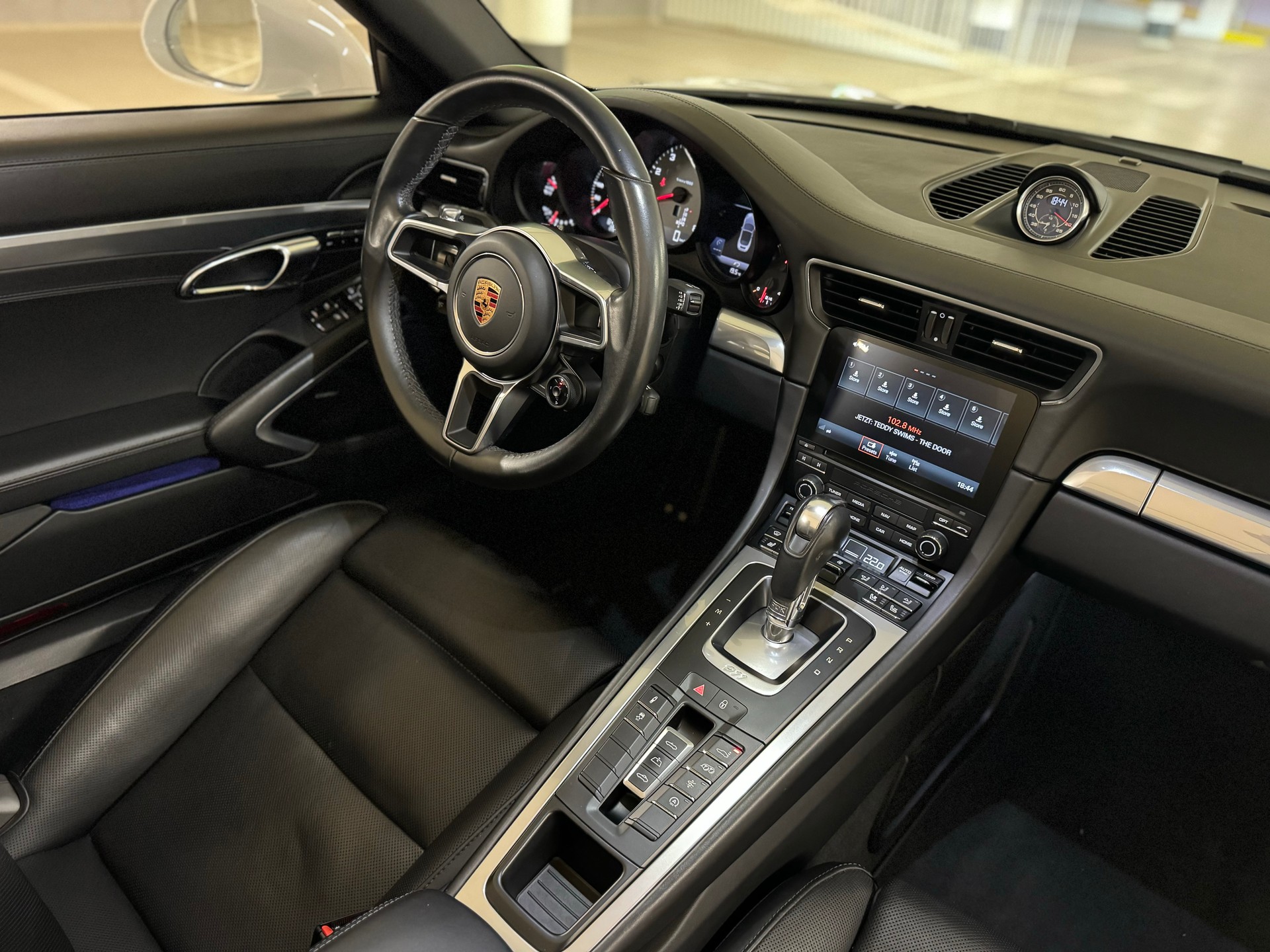 PORSCHE 911 Cabrio Carrera S PDK ***3.9 % Leasing***-image-10