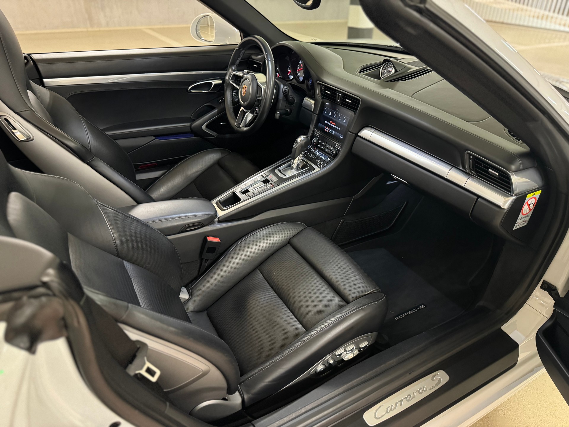 PORSCHE 911 Cabrio Carrera S PDK ***3.9 % Leasing***-image-11