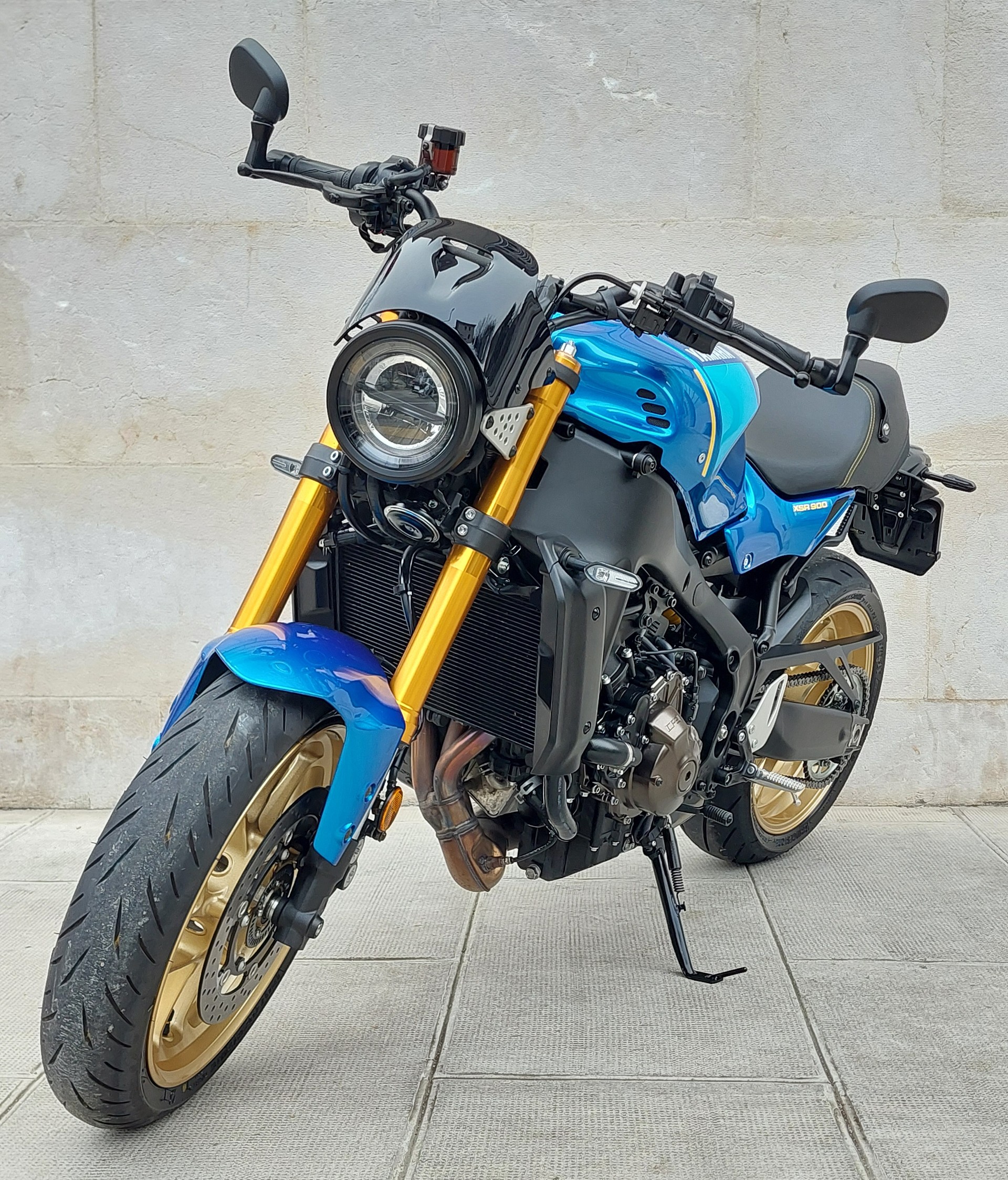 YAMAHA XSR 900-image-3