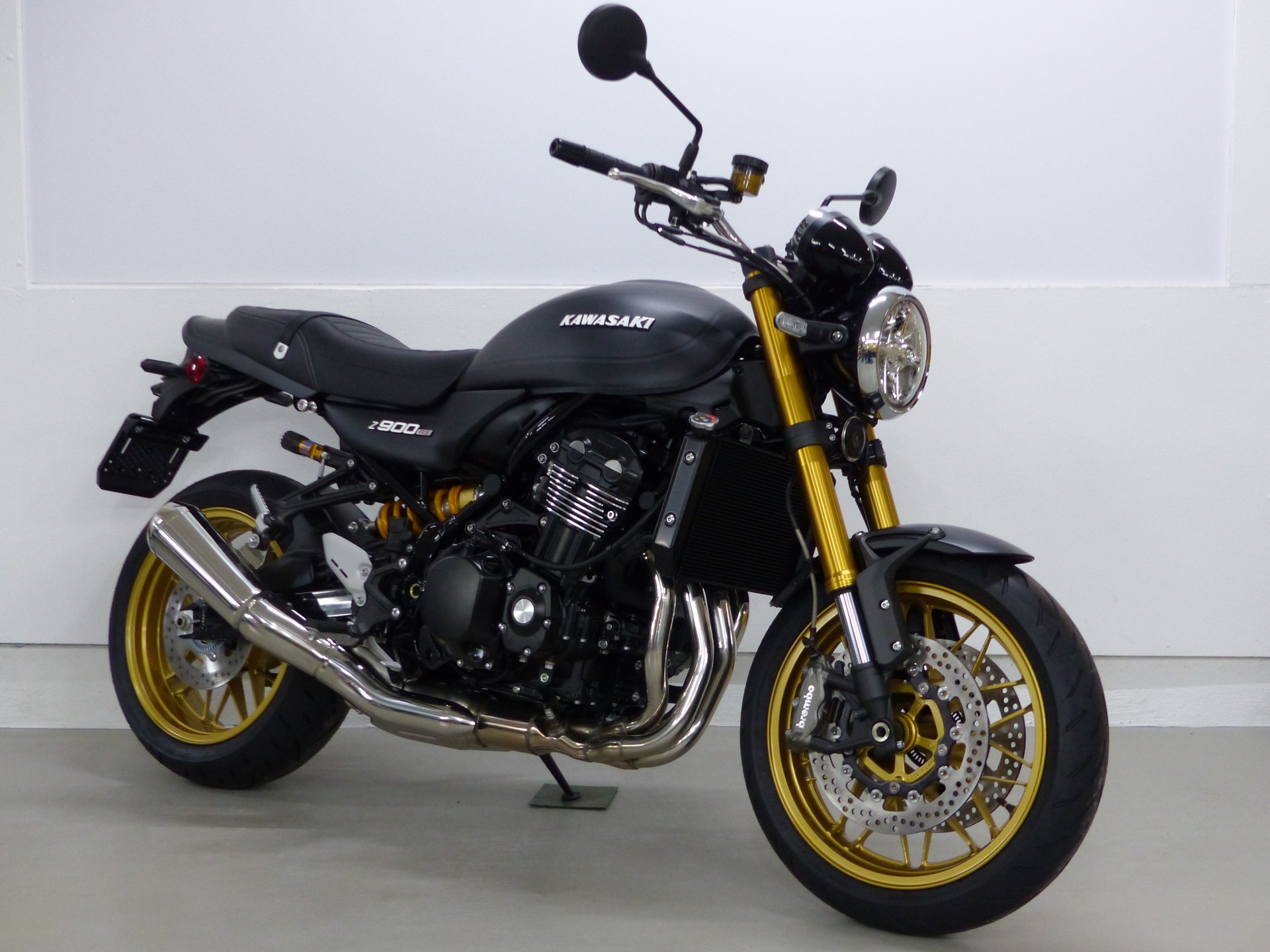 KAWASAKI Z 900 RS SE MY25-image-1