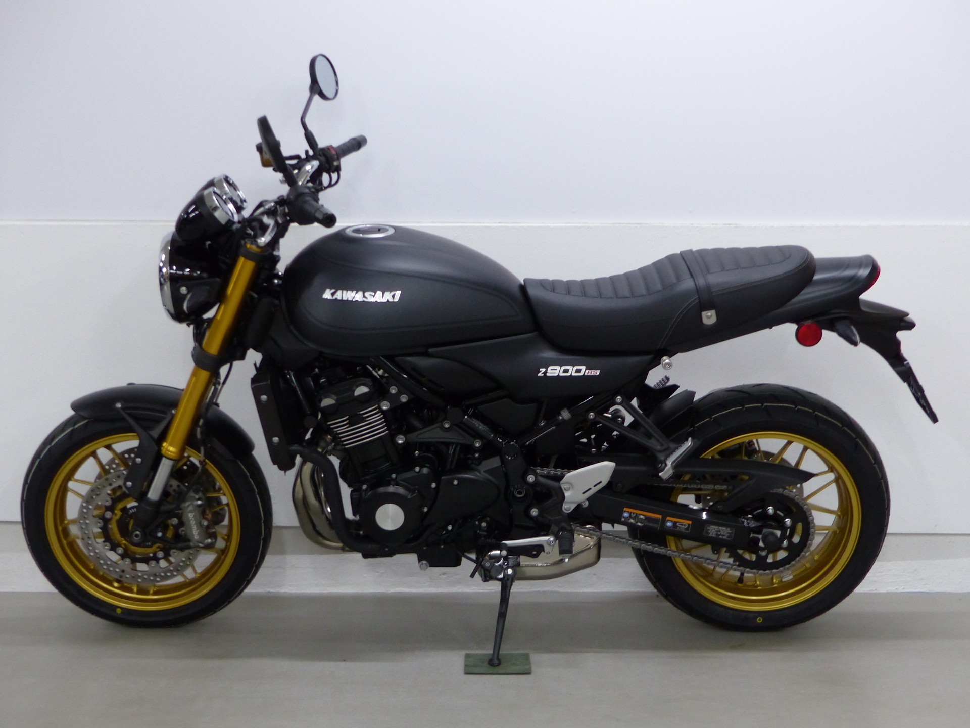 KAWASAKI Z 900 RS SE MY25-image-2
