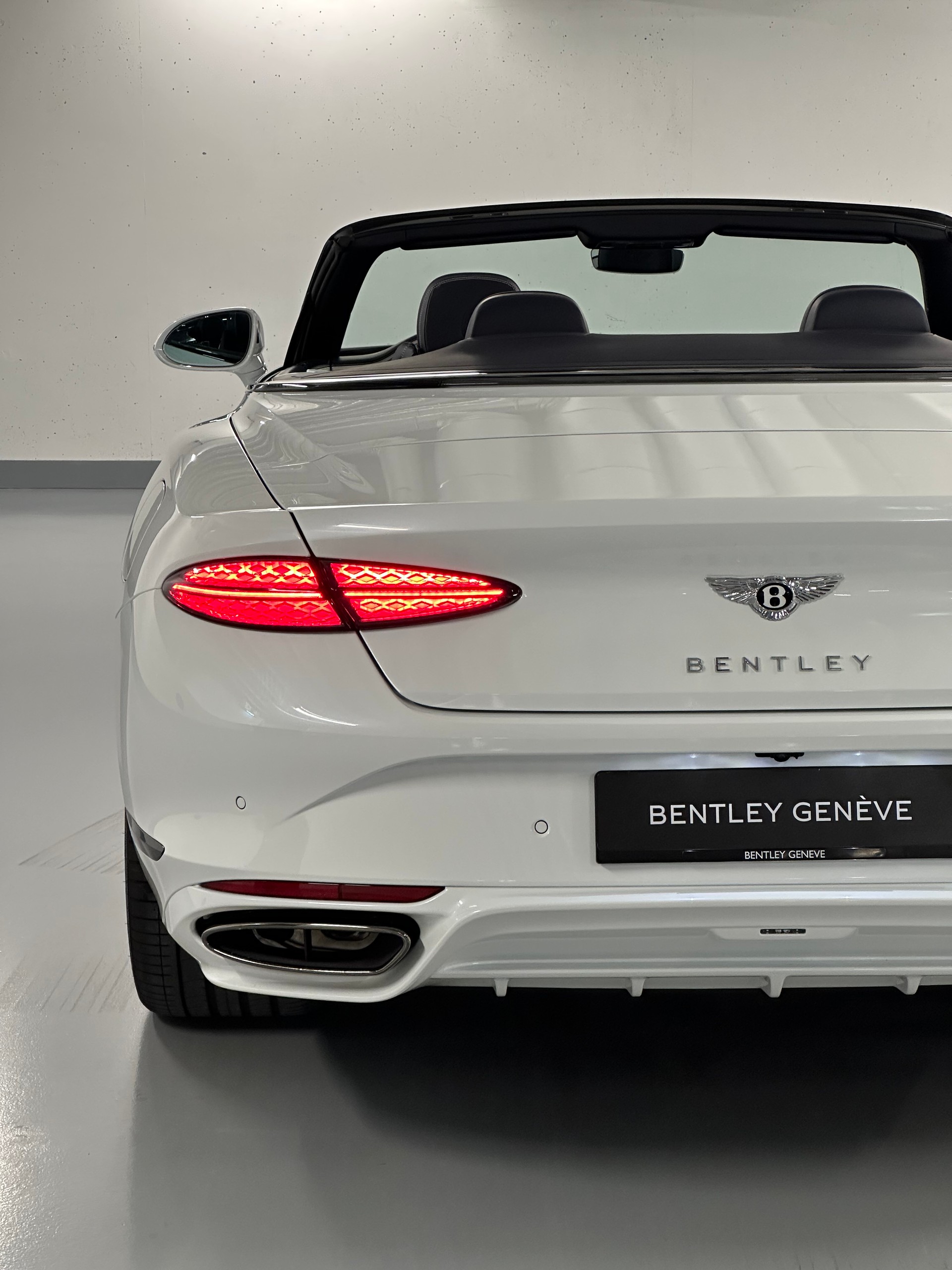 BENTLEY Continental GTC 4.0 V8 First Edition 782ch-image-28