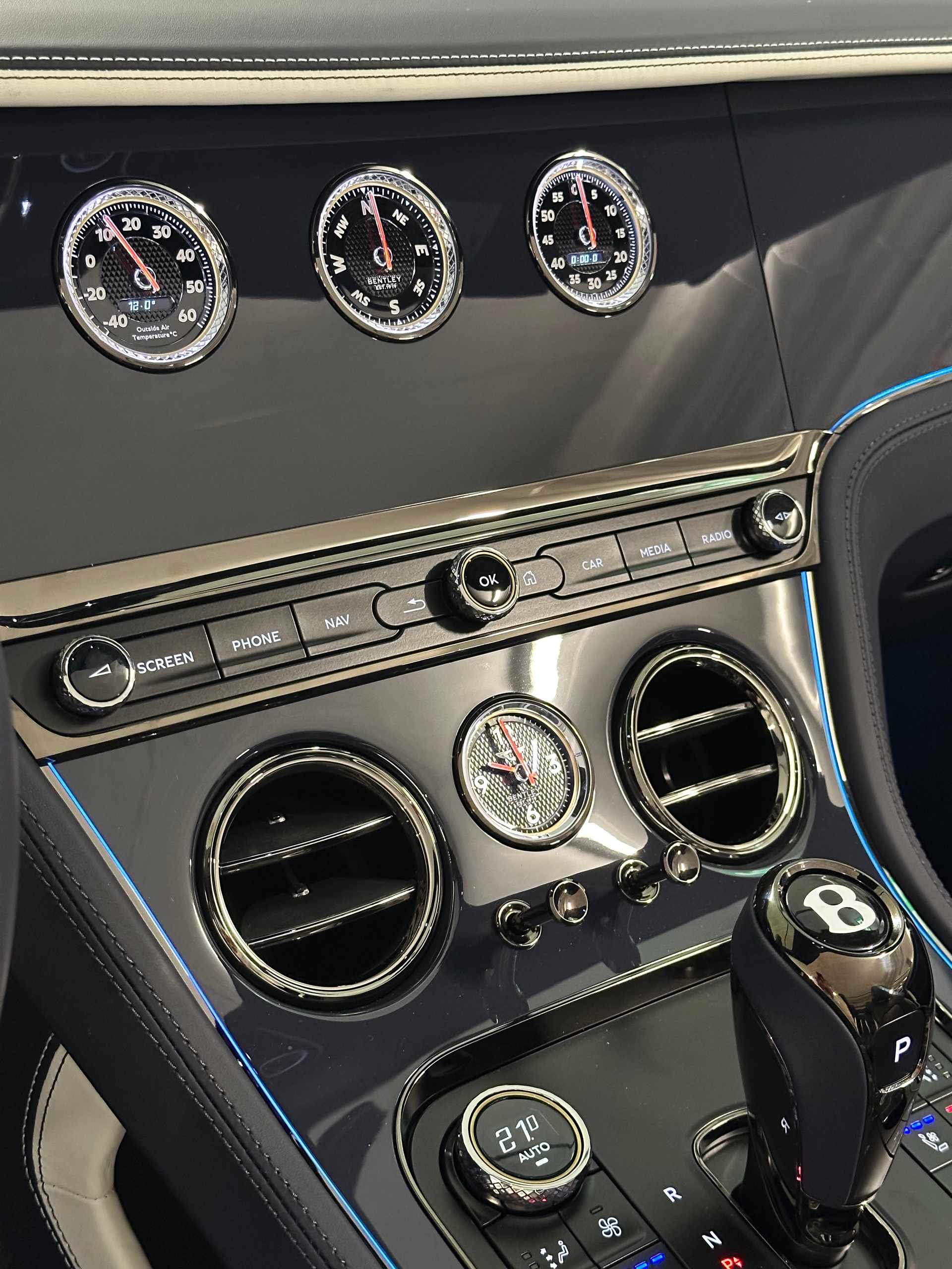 BENTLEY Continental GTC 4.0 V8 First Edition 782ch-image-22