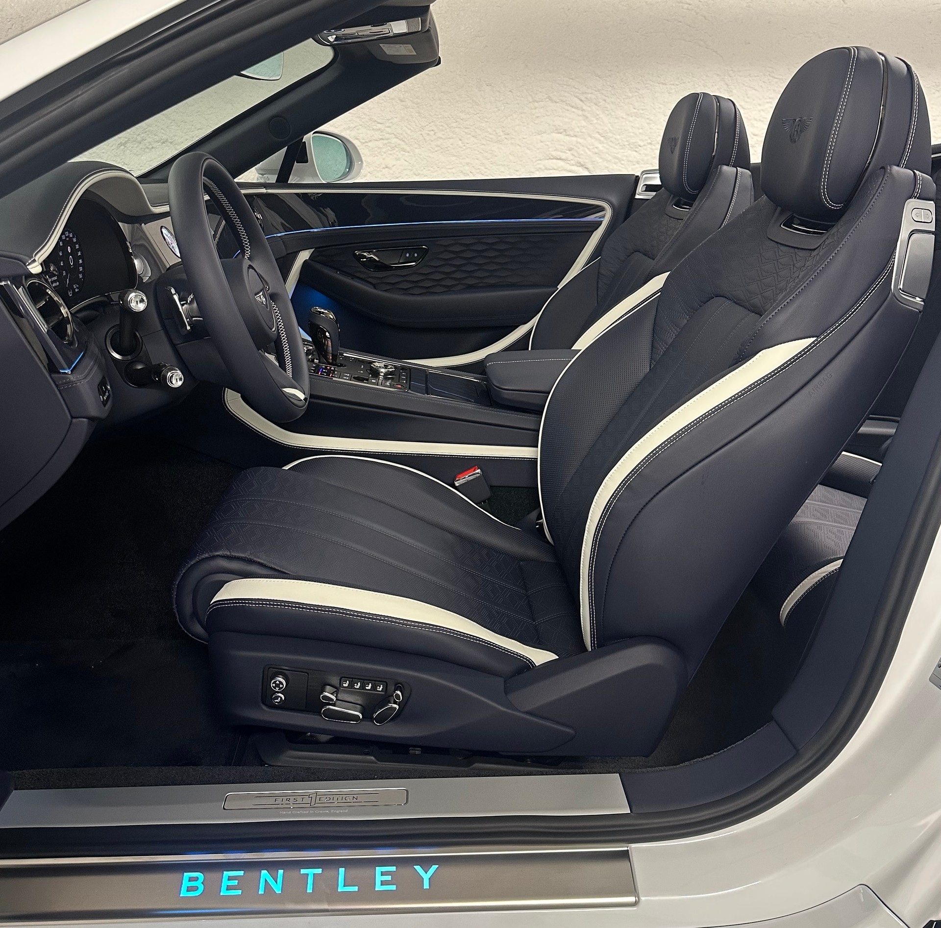BENTLEY Continental GTC 4.0 V8 First Edition 782ch-image-12