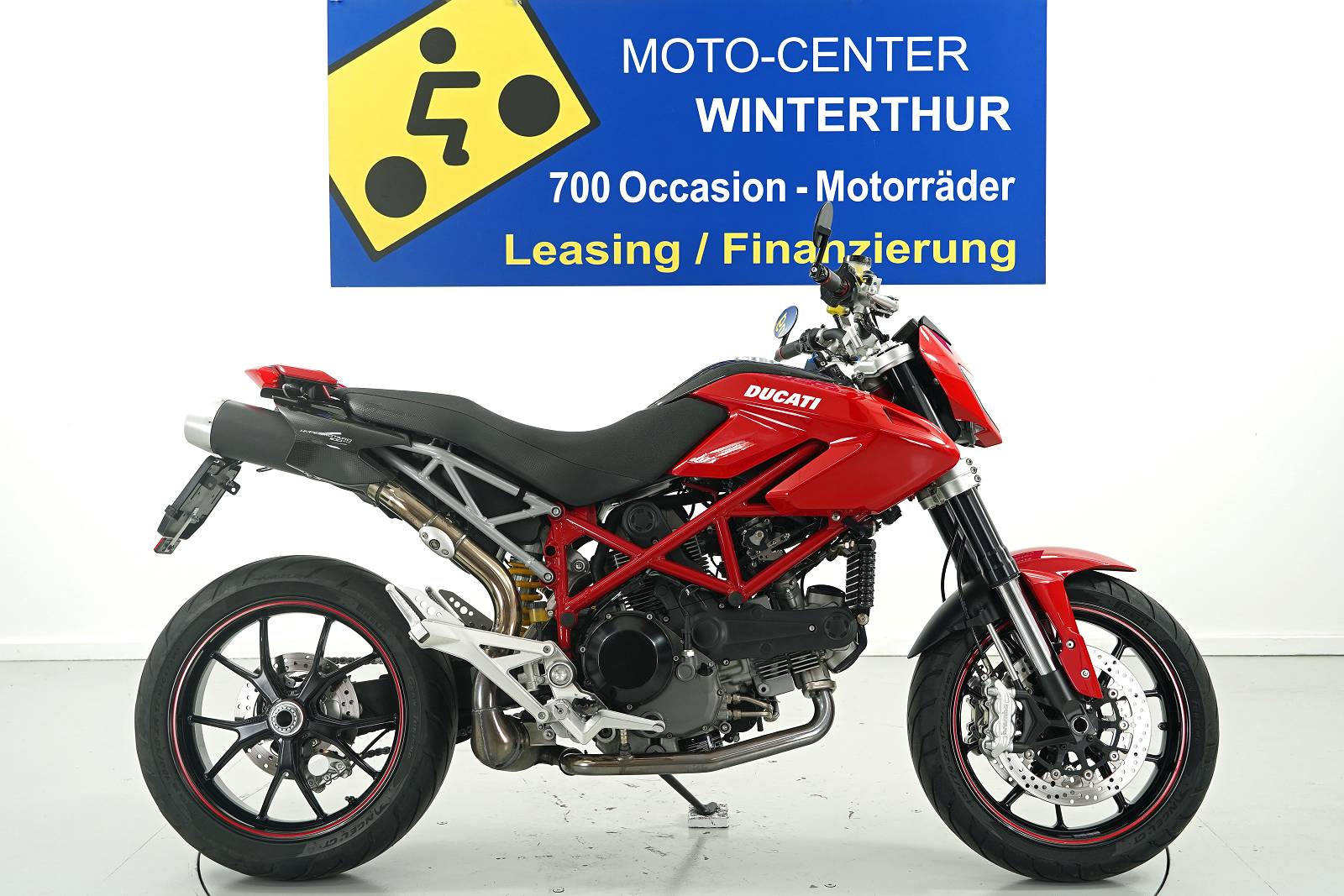 DUCATI Hypermotard 1100 EVO-image-0