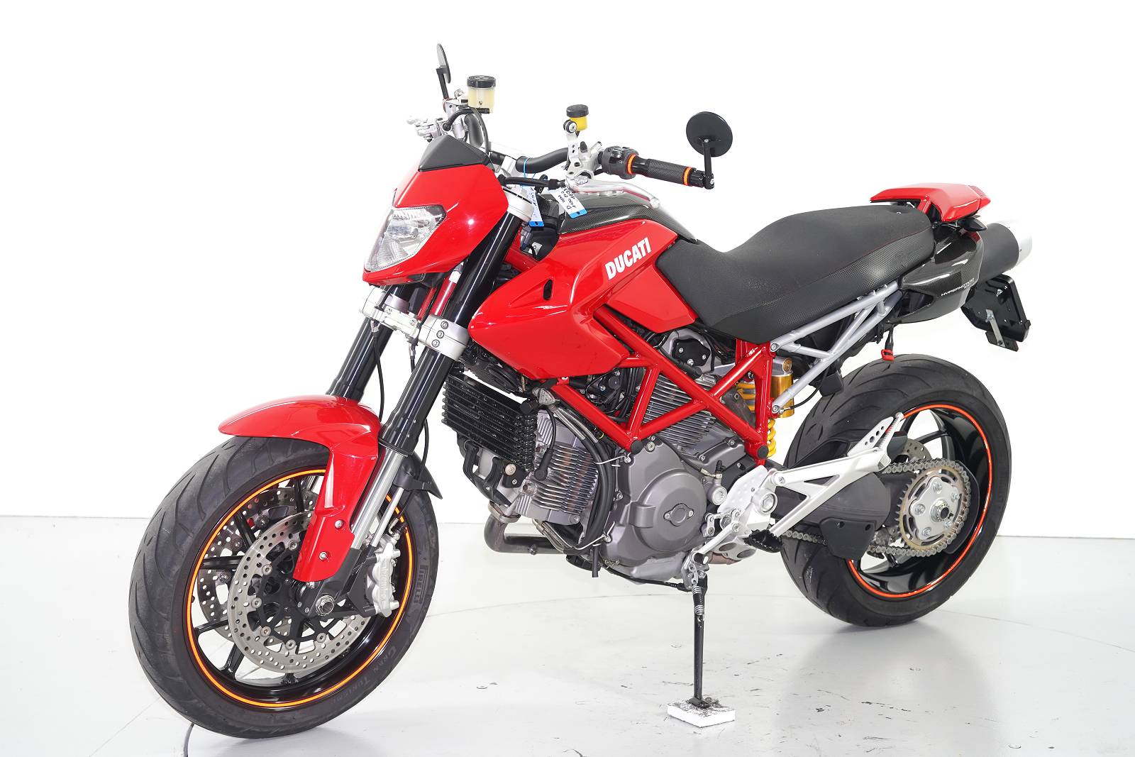DUCATI Hypermotard 1100 EVO-image-2