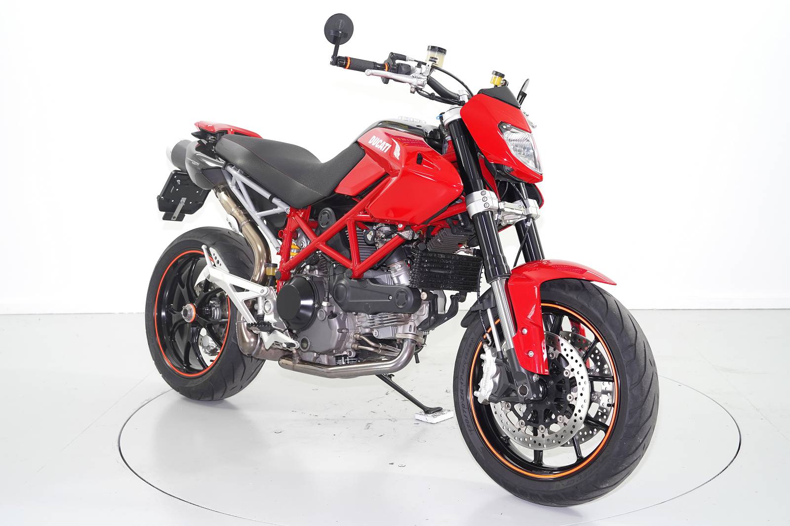 Test: Ducati Hypermotard 1100 EVO SP - 6: Technische Gegevens