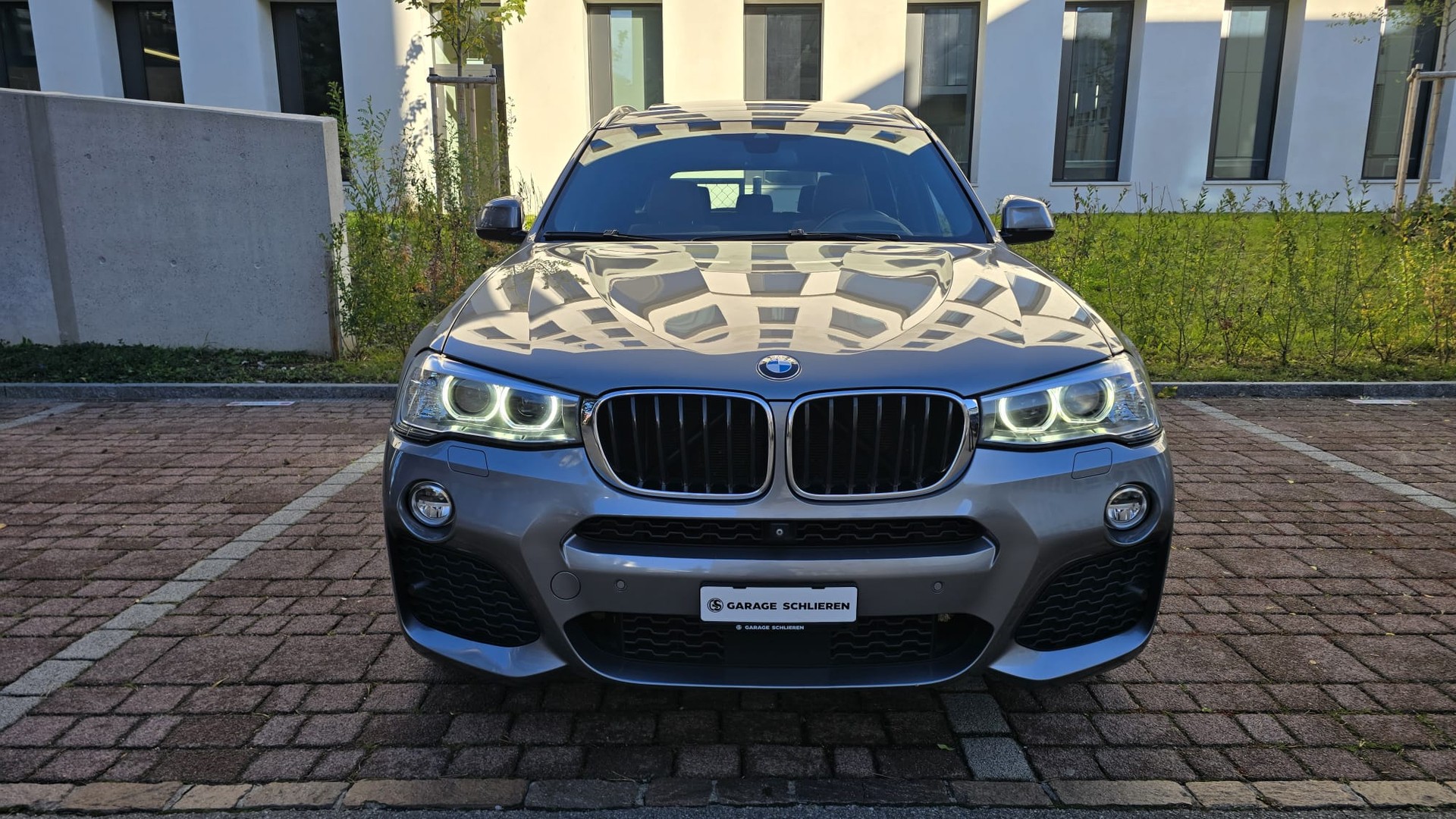 BMW X3 xDrive 20d Steptronic M-Sport Paket (Facelift) / Elk AHK / Panoramadach / HARMAN KARDON / Top Ausgestattet / Frisch Ab MFK-image-2