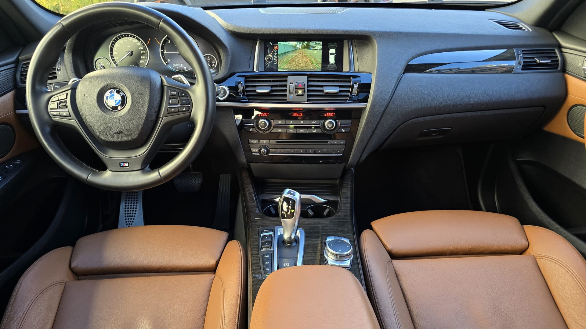 BMW X3 xDrive 20d Steptronic M-Sport Paket (Facelift) / Elk AHK / Panoramadach / HARMAN KARDON / Top Ausgestattet / Frisch Ab MFK-image-12