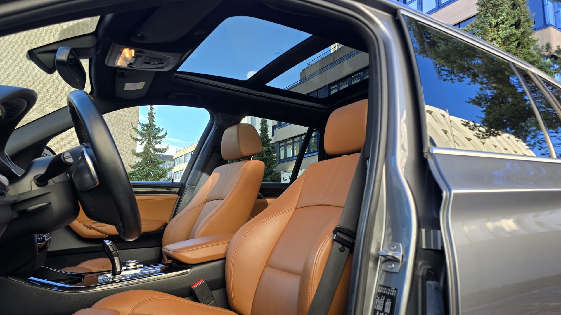 BMW X3 xDrive 20d Steptronic M-Sport Paket (Facelift) / Elk AHK / Panoramadach / HARMAN KARDON / Top Ausgestattet / Frisch Ab MFK-image-11