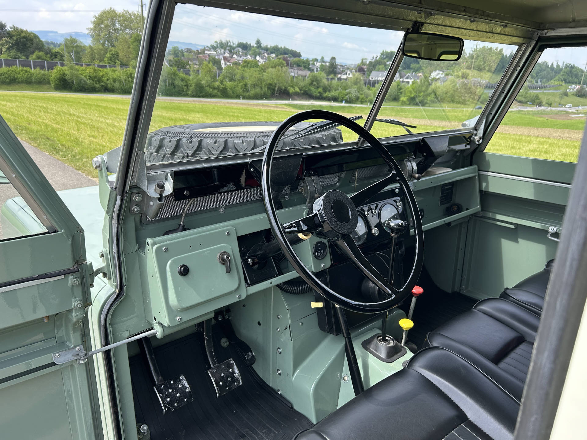 LAND ROVER 88-110 Serie IIA-image-5