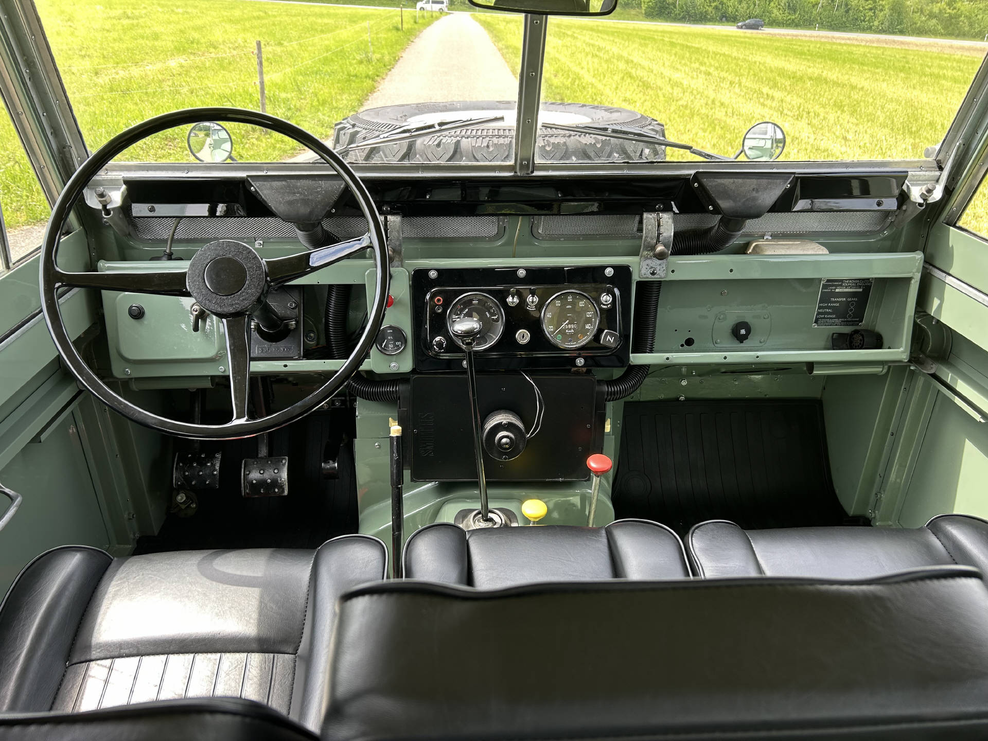 LAND ROVER 88-110 Serie IIA-image-7