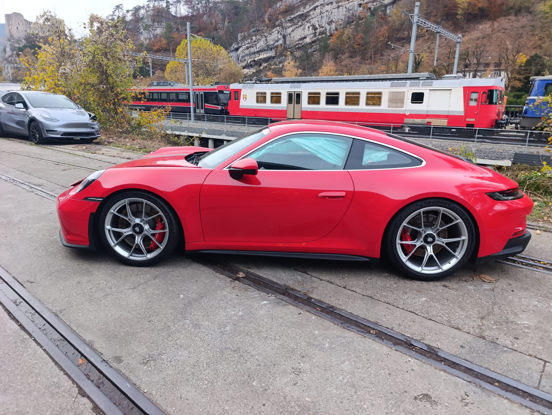 PORSCHE 911 GT3 Touring PDK-showroom-element-3
