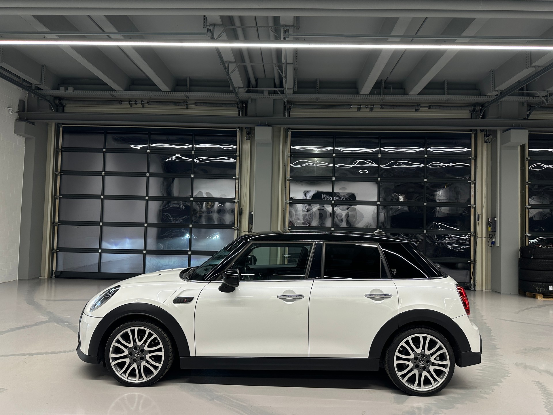 MINI Mini F55 2.0i Cooper S SDKG-image-9