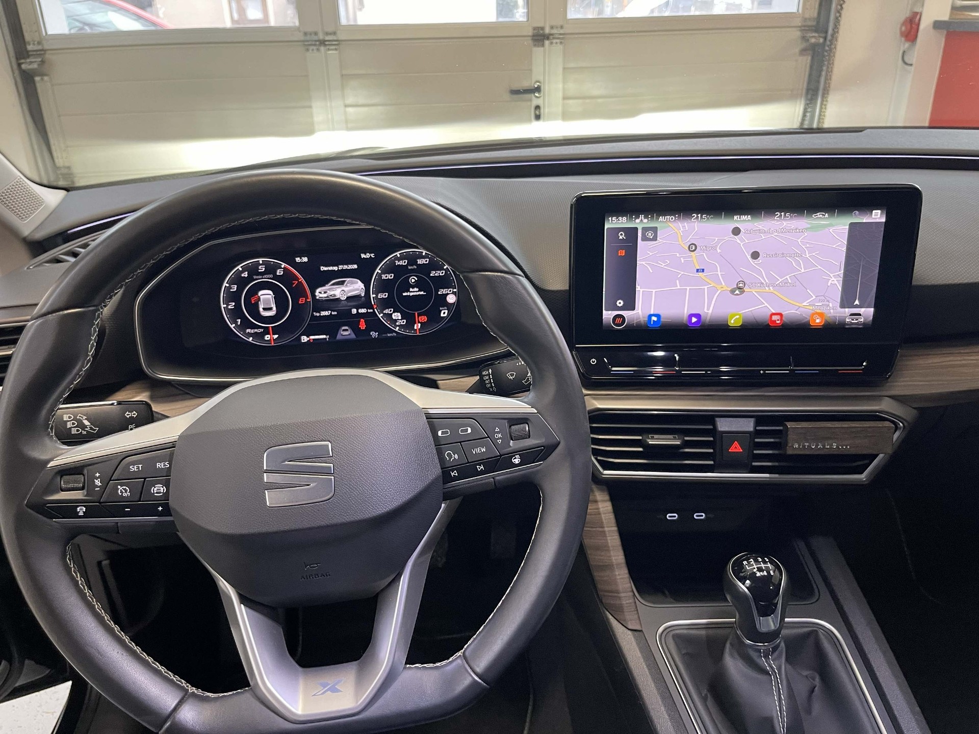 SEAT Leon 1.5 TSI 150 Xcellence-image-12