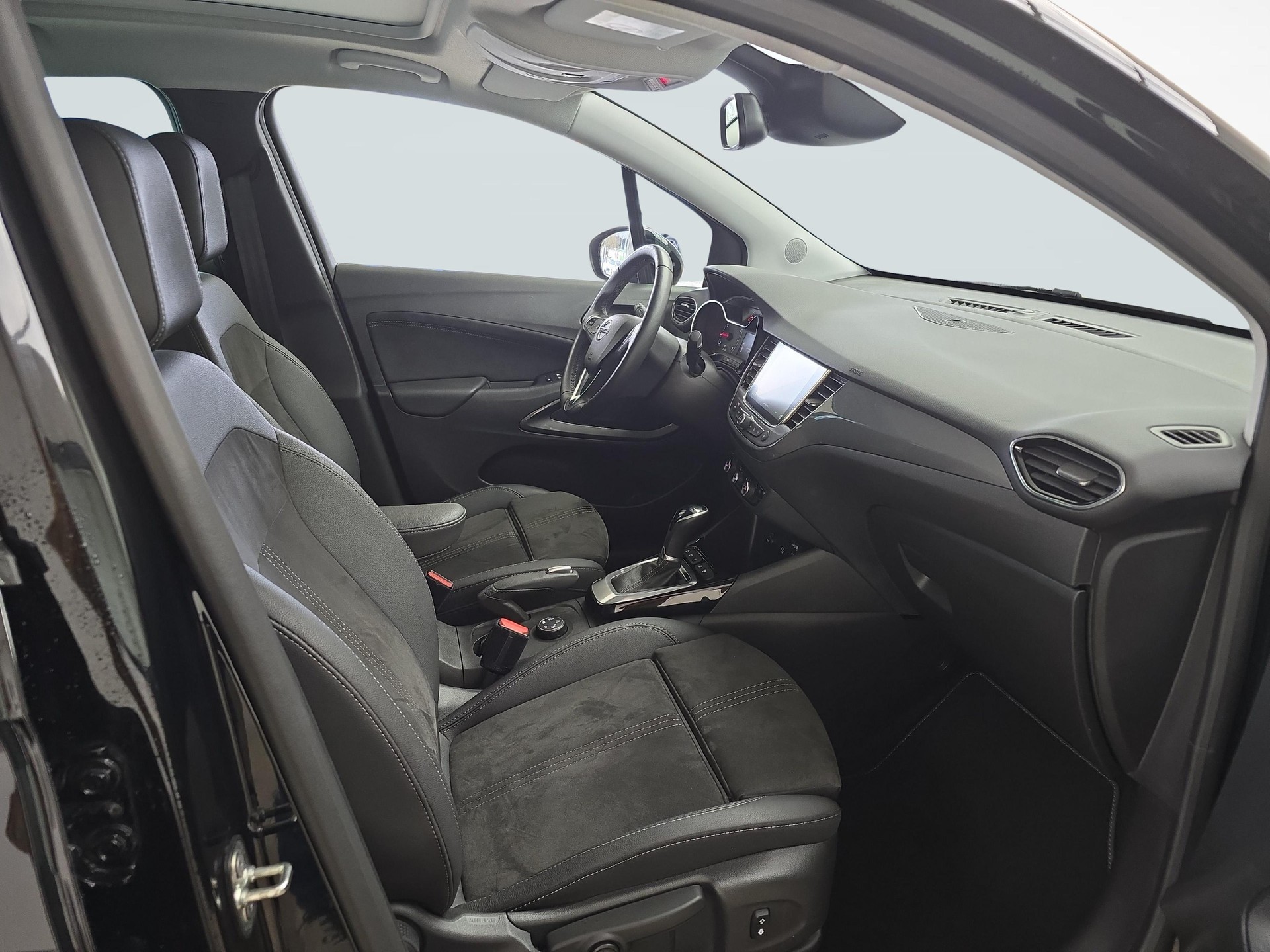 OPEL Crossland 1.2 T 130 Elegance / Jetzt mit attraktivem 1.99% Leasing-image-9