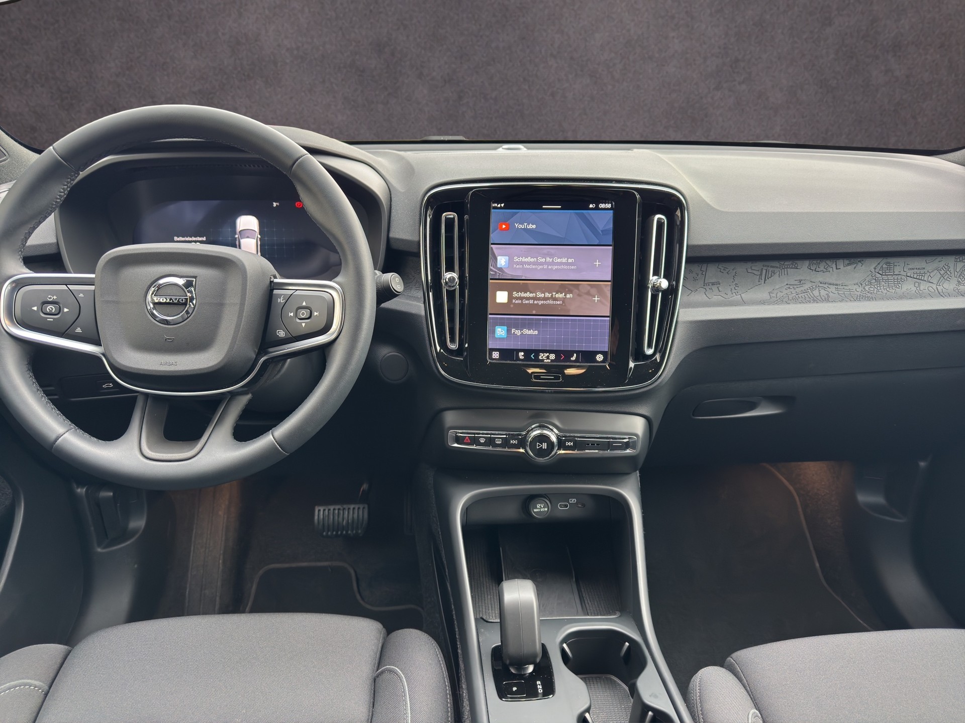 VOLVO EX40 Twin Plus AWD-image-9
