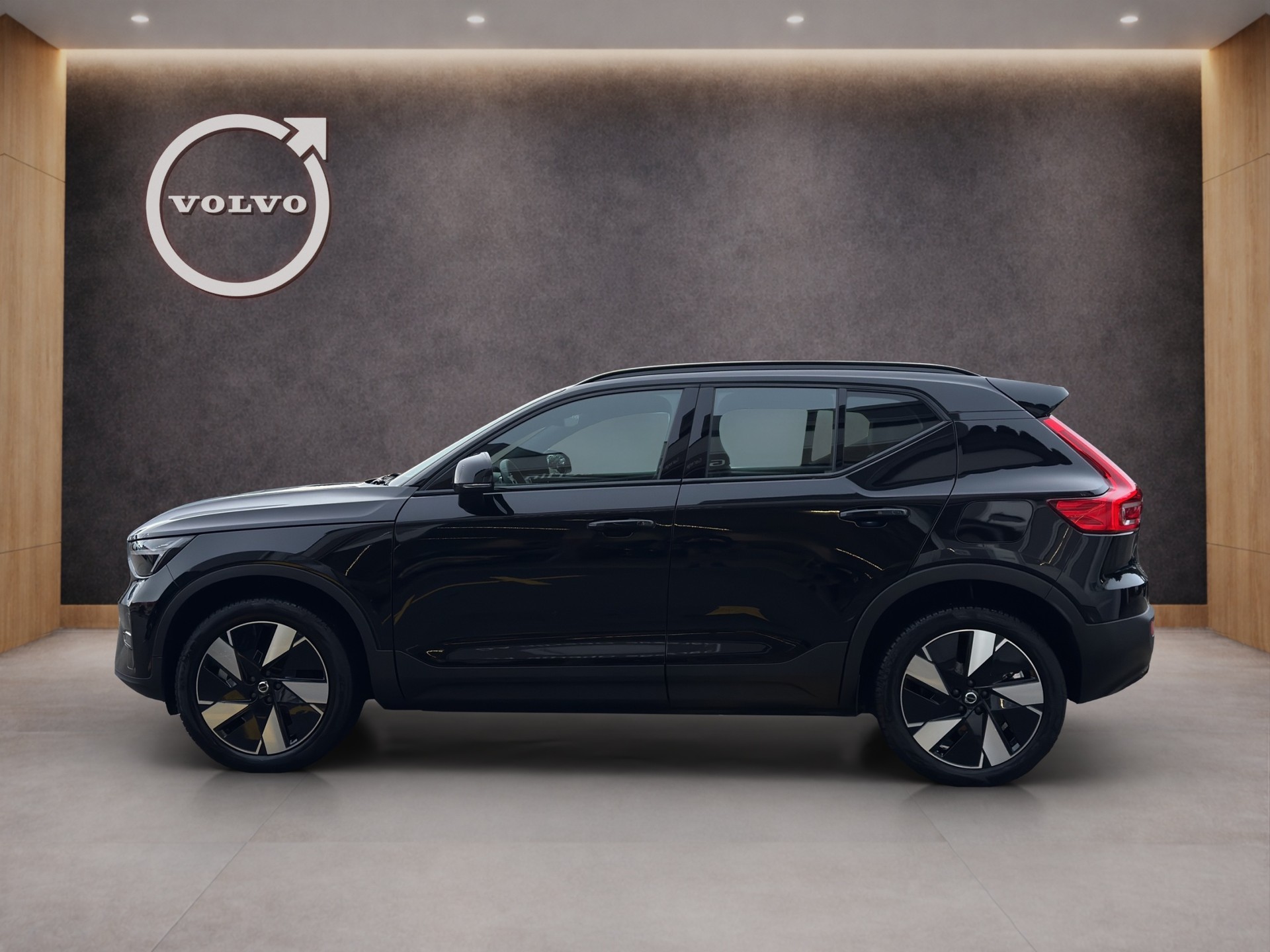 VOLVO EX40 Twin Plus AWD-showroom-element-2