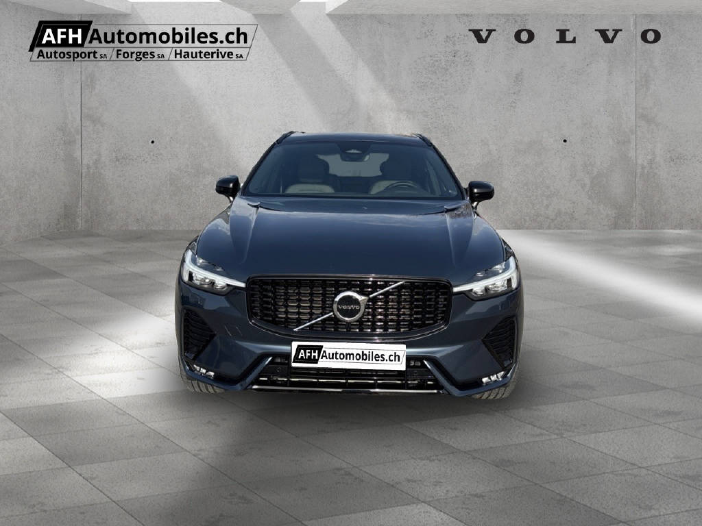 VOLVO XC60 2.0 B5 MH R-Design AWD-image-7