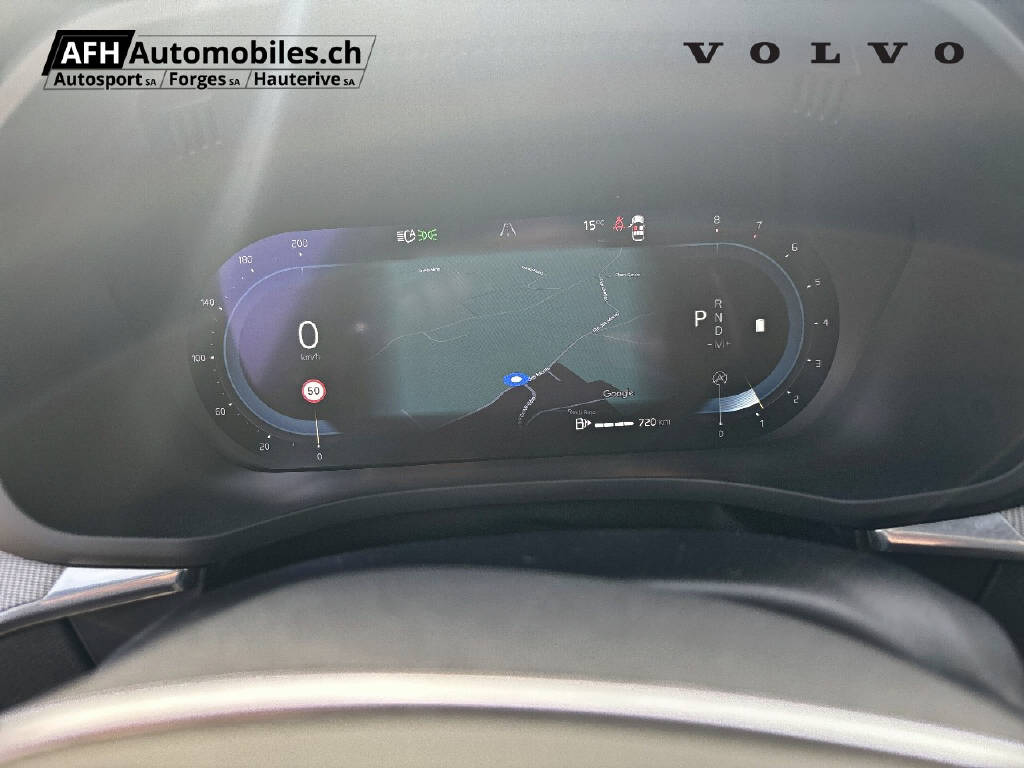 VOLVO XC60 2.0 B5 MH R-Design AWD-image-11