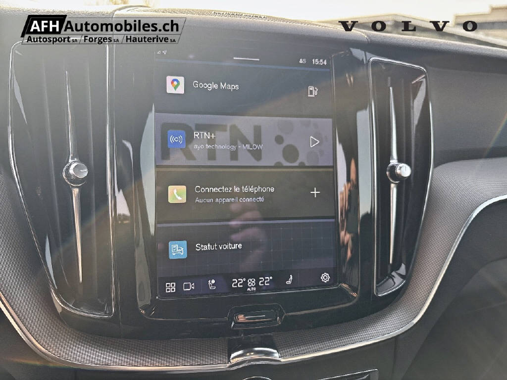 VOLVO XC60 2.0 B5 MH R-Design AWD-image-12