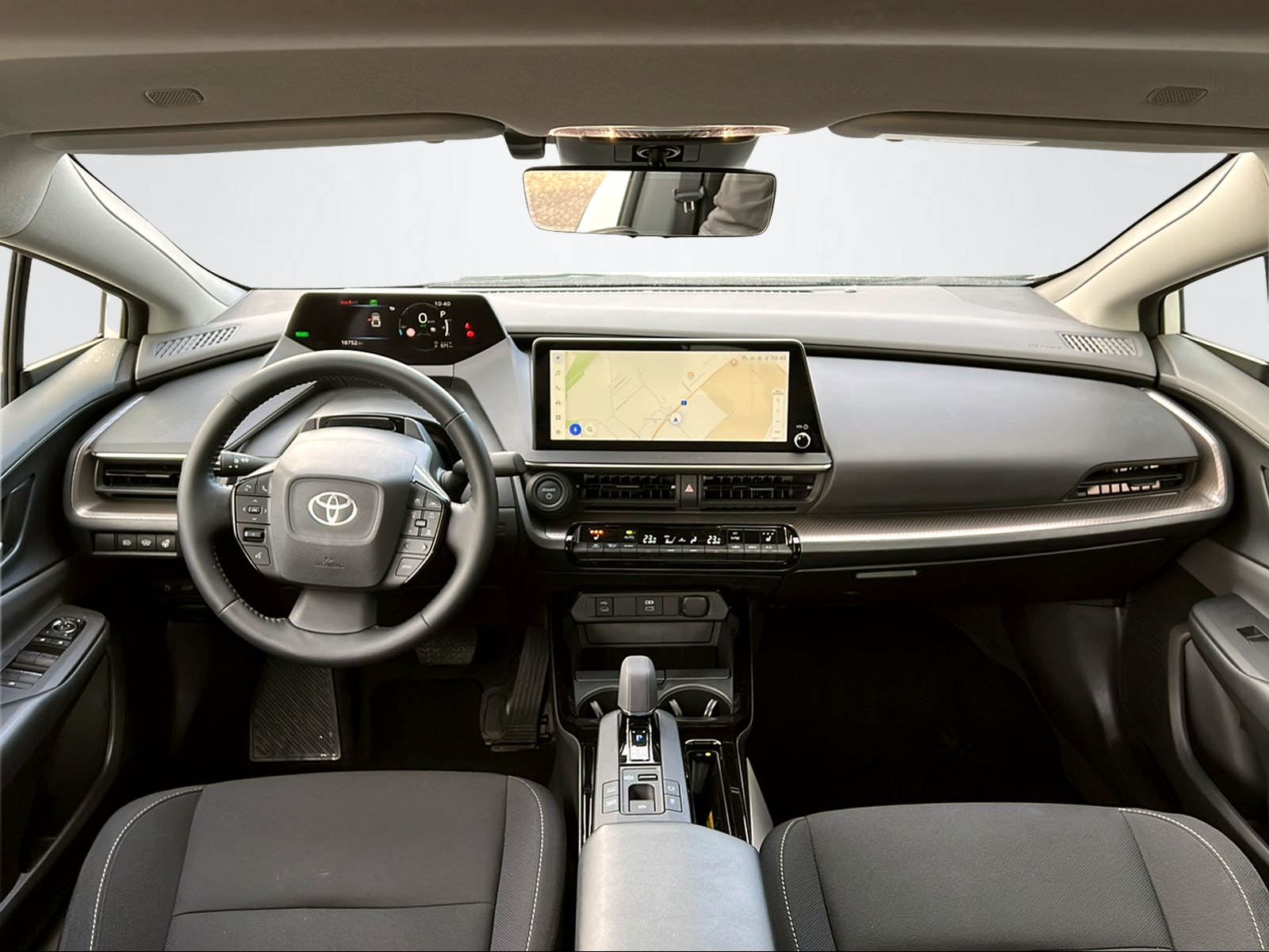 TOYOTA Prius 2.0 Plug-In-Hybrid Style-image-11