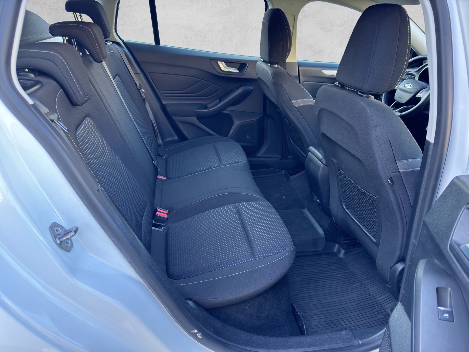 FORD Focus 1.5 TDCi Cool Connect-image-16