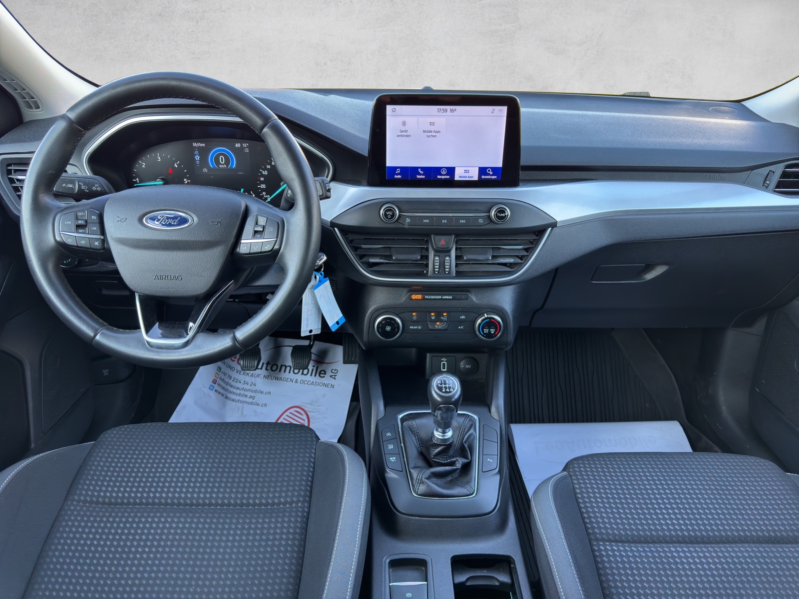 FORD Focus 1.5 TDCi Cool Connect-image-12