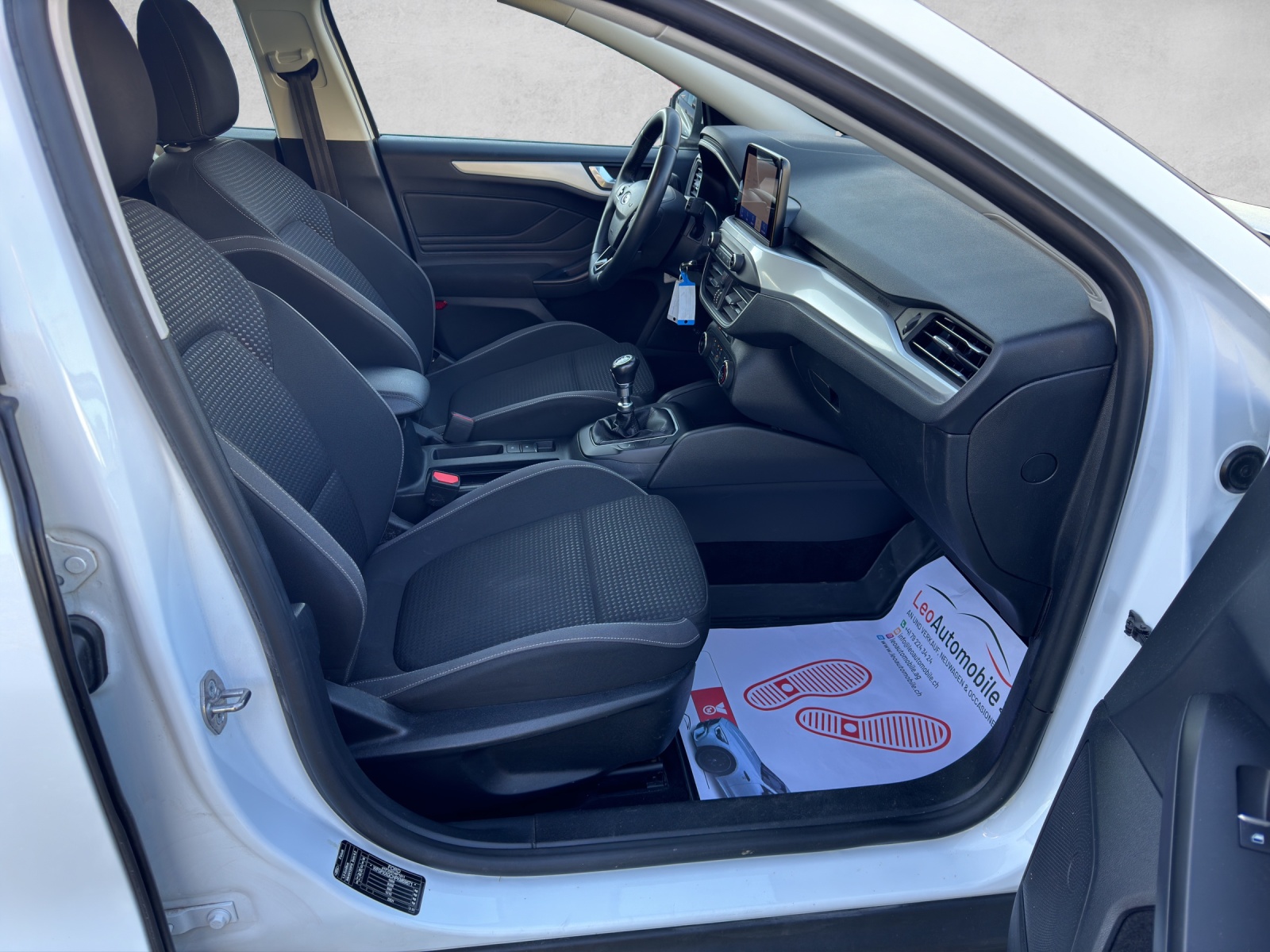 FORD Focus 1.5 TDCi Cool Connect-image-15
