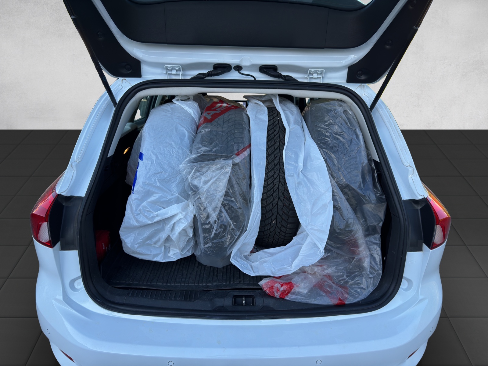 FORD Focus 1.5 TDCi Cool Connect-image-17